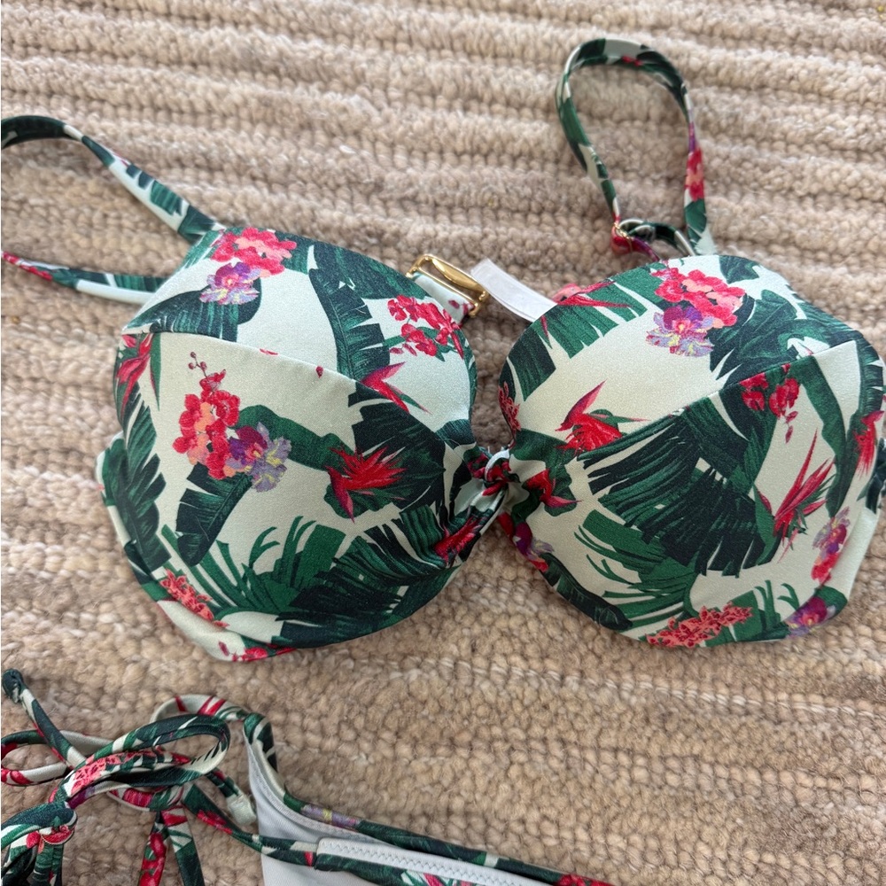 Victoria Secret Tropical Floral Underwire Bikini Top - Green & Red